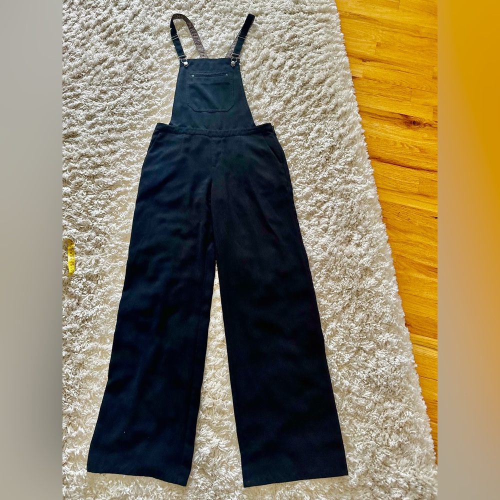Guess Black Sleeveless jumpsuit
